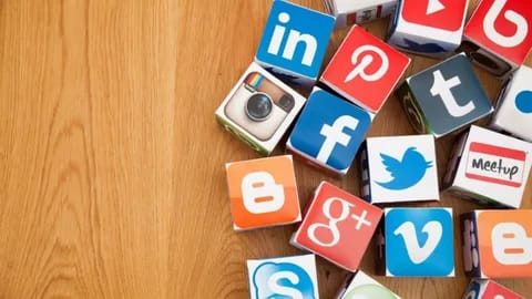 The Psychology of Likes How Social Media Influences Consumer Behavior